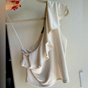 Express Off the shoulder flutter top size med NWT